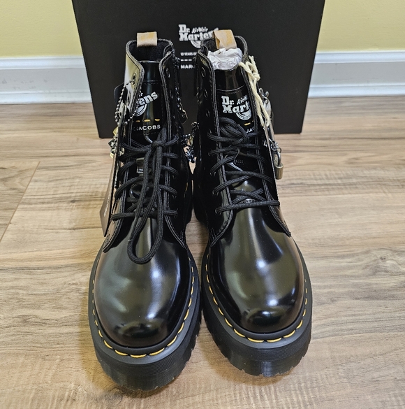 New Dr. Martens X Marc Jacobs 10 Years of the Jadon Boot - Picture 3 of 16